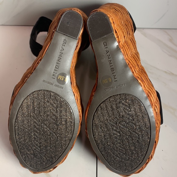 Gianni Bini Black Satin Floral Woven Platform Wedge Heels Size 6.5 New with Box - Picture 10 of 10